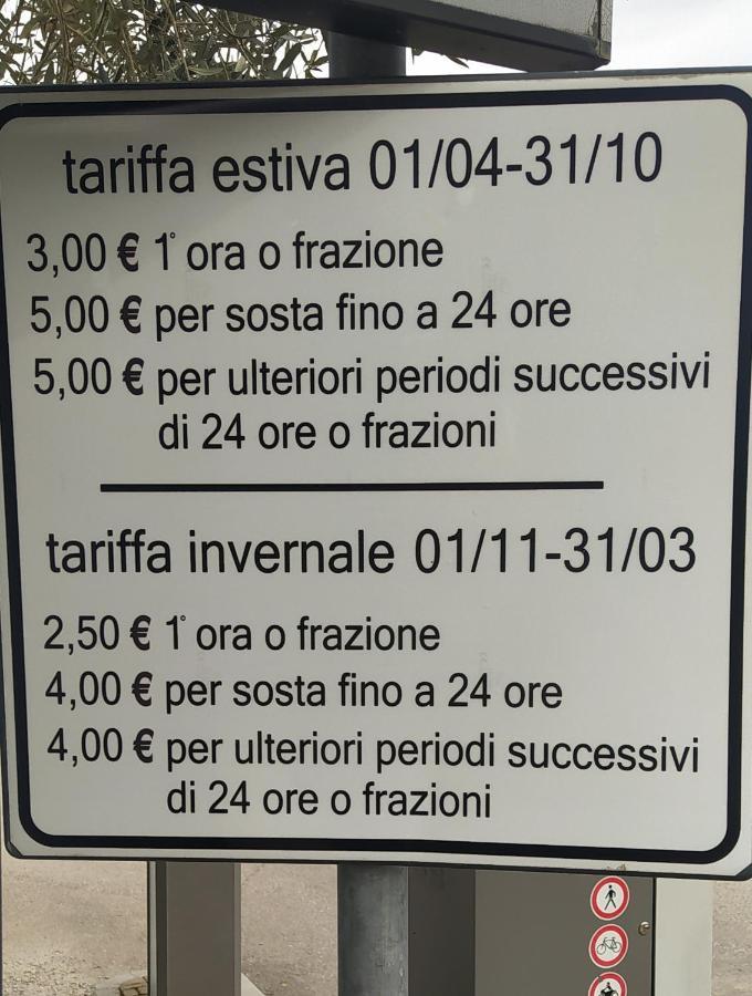 Sognare Nel Castello 호텔 몬테리지오니 외부 사진